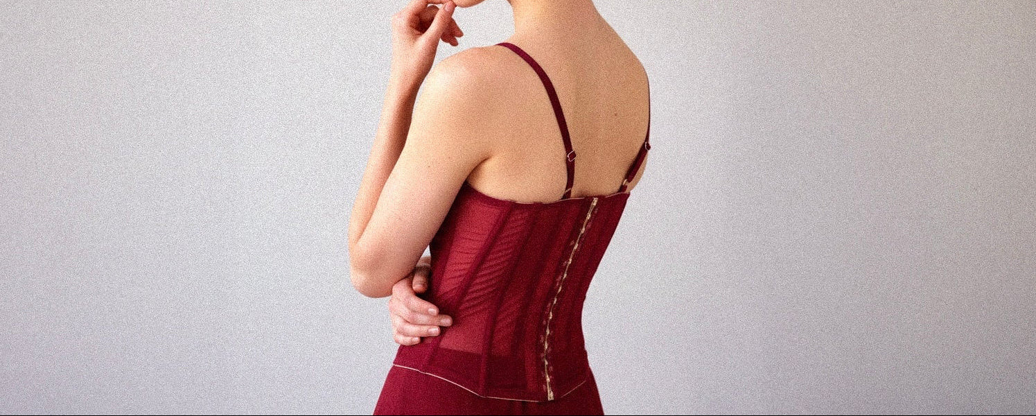 SCARLETT lace bustier top